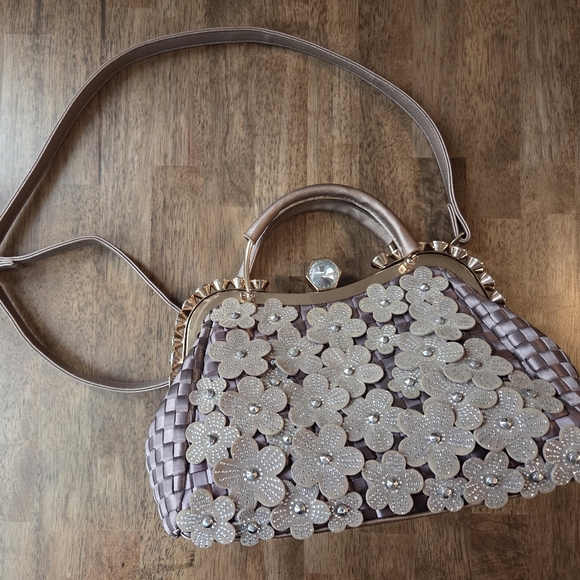 Handbags - Floral, Studs, Woven & Jewels! Awesome Unique Embellished Taupe Handbag